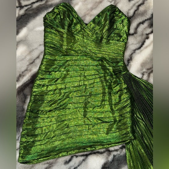 Retrofete Dresses & Skirts - Retrofete Green Dress Size Small